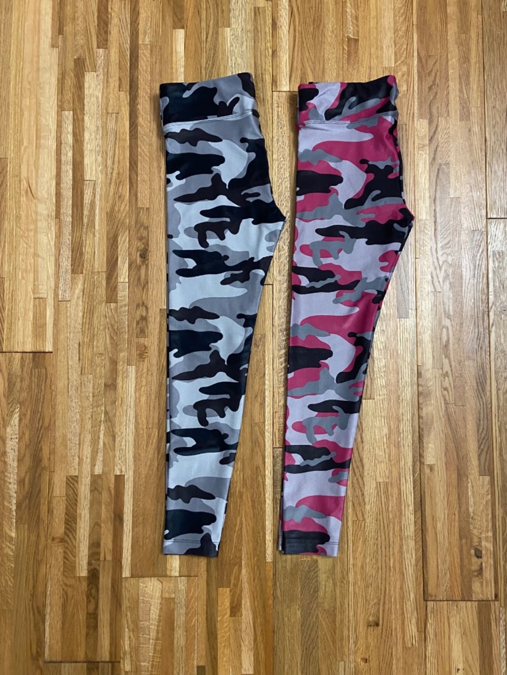 Koral Pink and Gray Camo High Waist Leggings | Size Small | Pink Gray Black